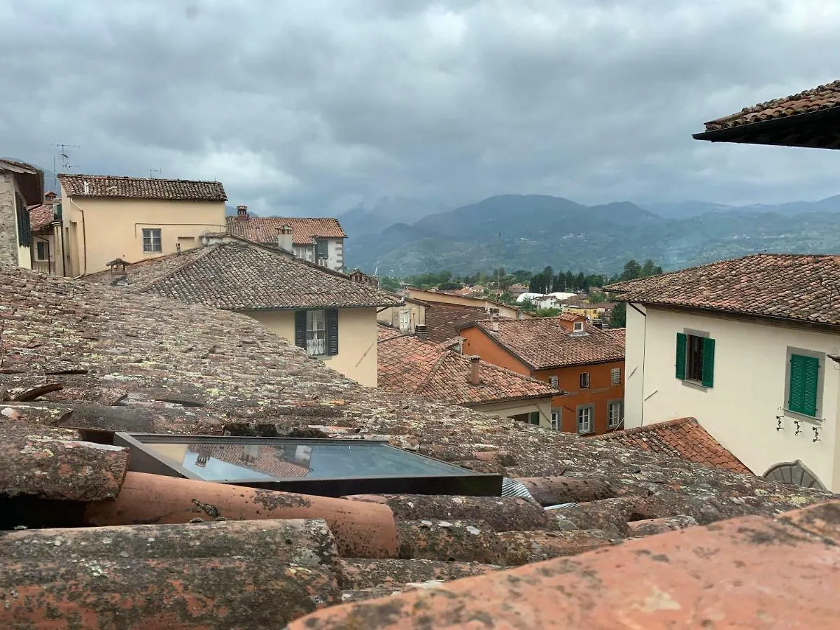 Holiday home Una Terrazza Nel Centro Storico Barga Italy
